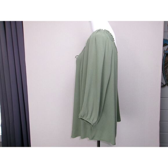 Torrid Women Tunic size 1 Ruched Green 3/4 Sleeve Tie Neck Pullover Lightweight - Picture 7 of 13
